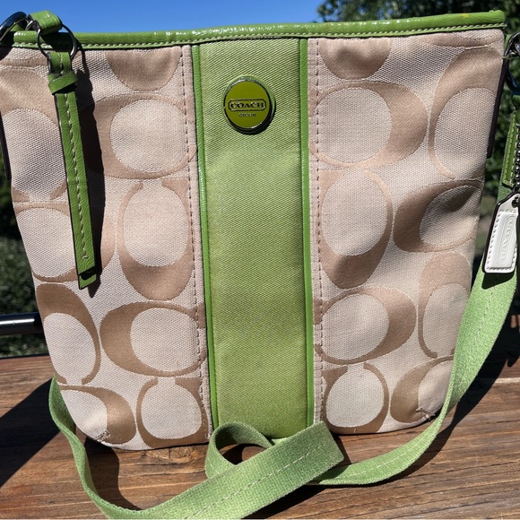 EUC Coach Crossbody - Picture 1 of 12